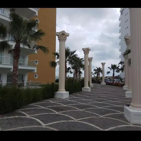 Caesar , Trikomo Apartment